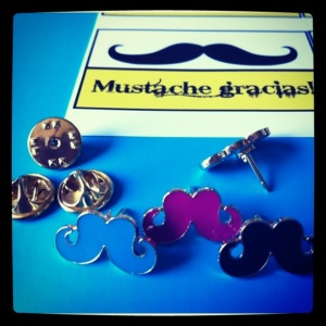 Perfect accessory: moustache lapel pins (pink, blue or black)